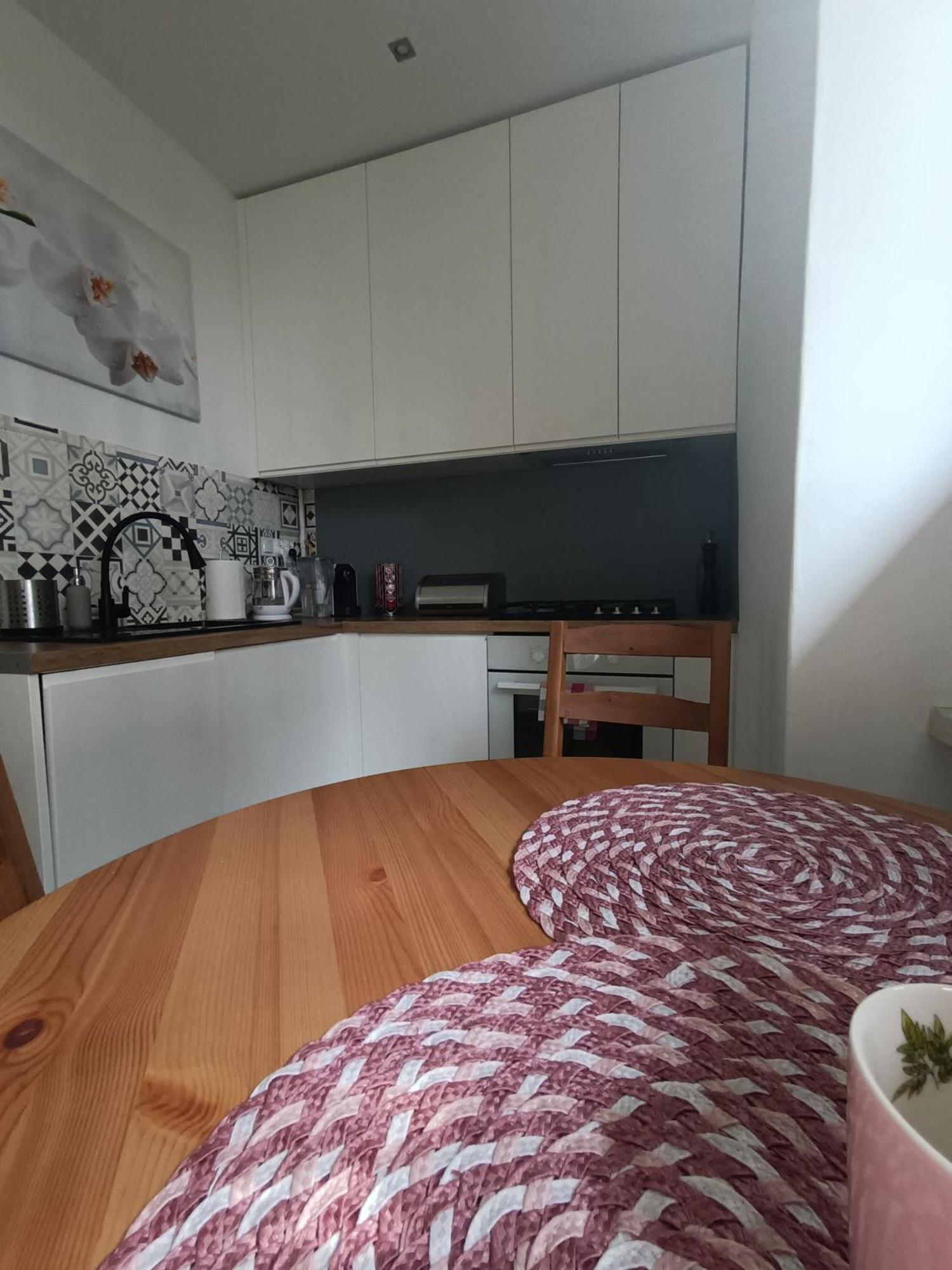 Mieszkanie W Poblizu Starego Miasta Varsovia Exterior foto